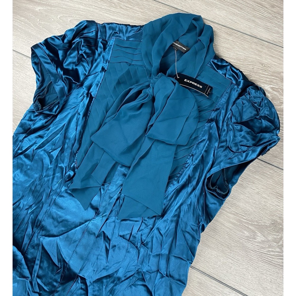 Express Women's Satin Silk Bow Neck Accent Blouse Blue Size Large New‎
